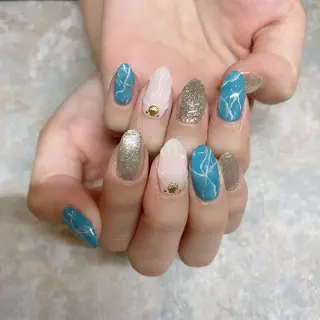 ネイル 上野 由衣のネイルデザイン