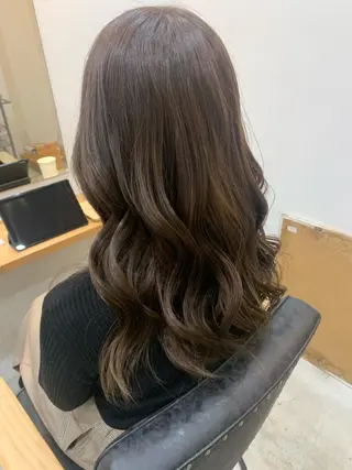 ロング カラー kanon hair所属・新木 愛花のヘアスタイル