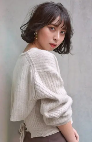 ショート hoNua. 栄/透明感カラーのヘアスタイル