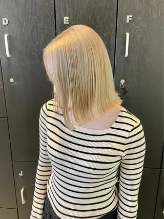 ミディアム 🧋ミルクティーカラ ー🧋特化小林拓登のヘアスタイル