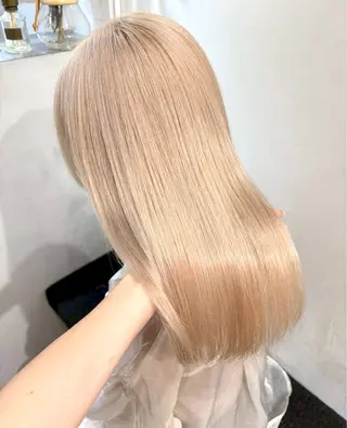 カラー ハイトーンカラー/ hinata🪽のヘアスタイル