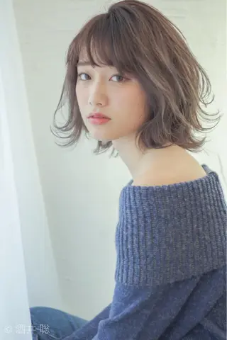 ミディアム lit hair 髪質改善サロンのマツエク・マツパデザイン