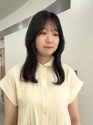 セミロング milu所属・mayu .のヘアスタイル