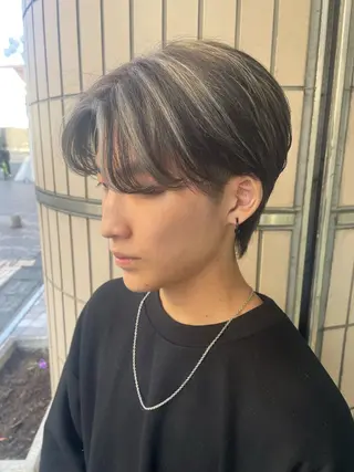 ショート ユナ ナチュラル／透明感のヘアスタイル