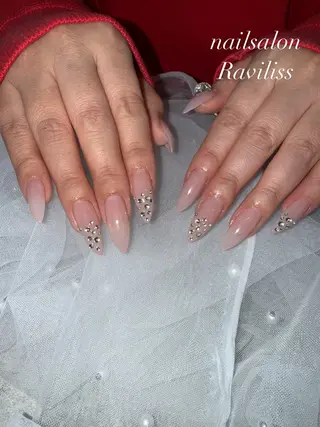 ネイル Raviliss ♡のネイルデザイン