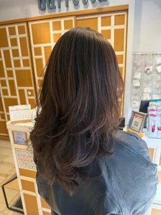 ロング 小柳 夏美のヘアスタイル