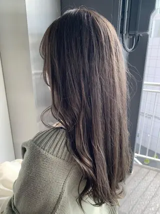 ロング カラー 中根 亜莉紗のヘアスタイル