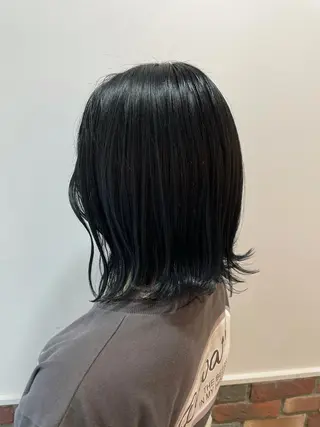 ミディアム 中井 茅佳のヘアスタイル