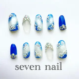 ネイル 名倉 なな子のネイルデザイン