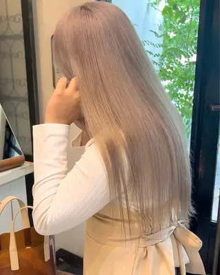 カラー 東茉央/ブリーチ リタッチ🧸銀座のヘアスタイル