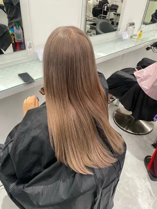 ロング カラー ヘアアレンジ 透け上品ハイトーン 職人ゆうと🤍のヘアスタイル