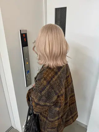 ミディアム 透明感ワンカラー梅田 ダブルカラー/川上のヘアスタイル