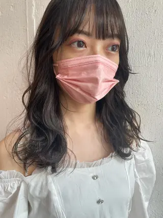 セミロング カラー hisano / ハイトーン・透明感のヘアスタイル