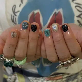 ネイル talo .のネイルデザイン