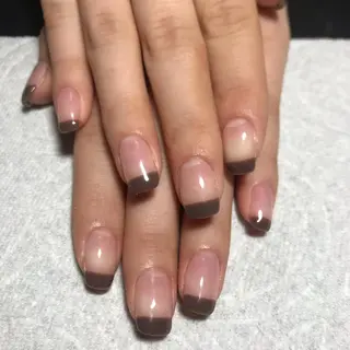 ネイル ECLAT エクラ所属・寺山 千鶴のネイルデザイン