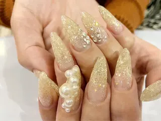 ネイル nailsalon Mirrorのネイルデザイン