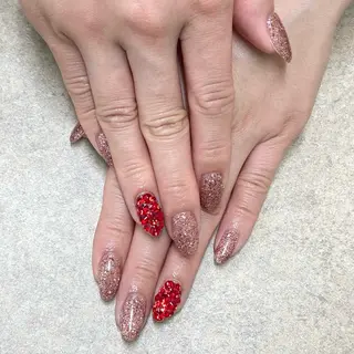 ネイル RounGe Nail&Eyelash所属・葛西 佑香のネイルデザイン