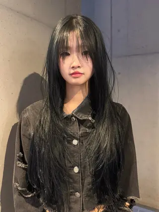 ロング カラー だいち/ハイトーン/ デザインカラーのヘアスタイル