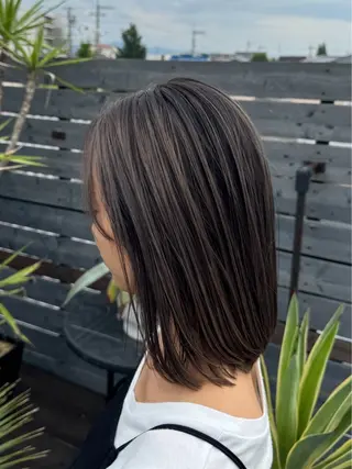 カラー Honoka (ほのか)のヘアスタイル