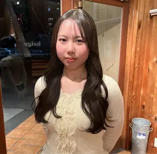 ロング 藤田 ゆりなのヘアスタイル