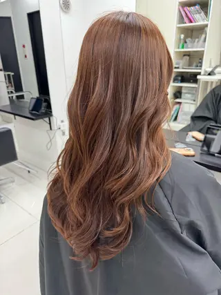 ロング カラー ブリーチカラー 安田海音のヘアスタイル