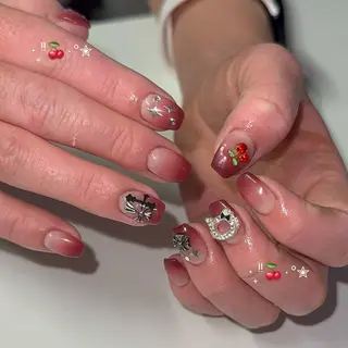 ネイル Sarina ⋆⭒˚ mavieのネイルデザイン