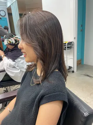 セミロング カラー RIN／韓国ヘア レイヤーカットのヘアスタイル