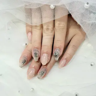 ネイル WISTERIA sahoのネイルデザイン