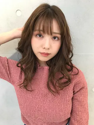 セミロング 透明感カラーブリーチ 🌼シゲモトアヤ🌼のヘアスタイル