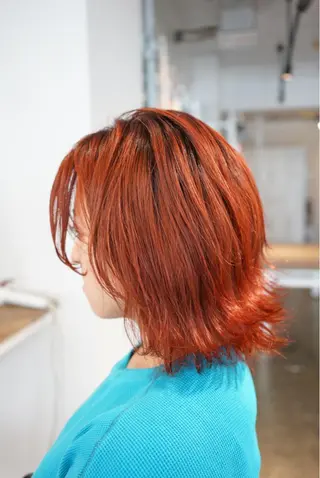 ミディアム ハイトーン/レイヤー /ケアブリーチ石川治のヘアスタイル