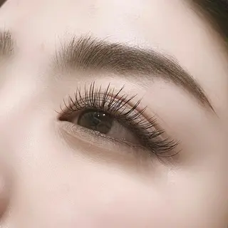 マツエク・マツパ サロン・ド・エクラ所属・ASUKA :LED専門店のマツエク・マツパデザイン