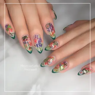 ネイル GRACE NAILSのネイルデザイン