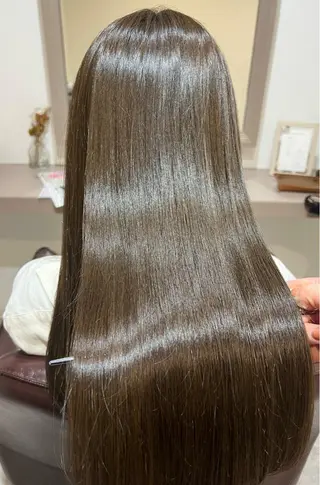 ロング 井上 美春のヘアスタイル