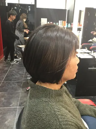 ミディアム Annon プライベートサロンのヘアスタイル