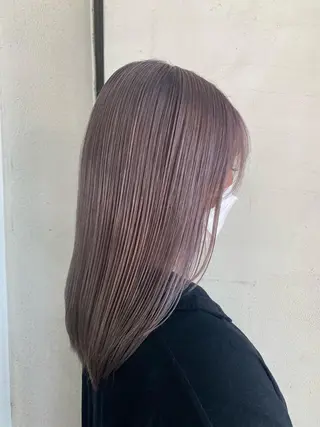 セミロング カラー Chihiro .のヘアスタイル