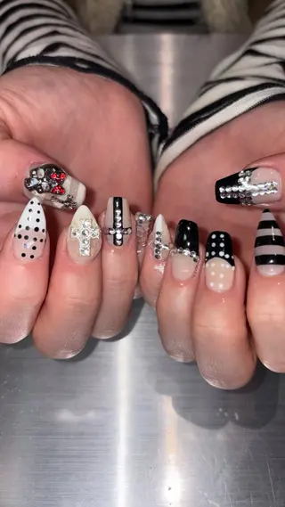 ネイル 👽個性派ネイル🎀 komachiのマツエク・マツパデザイン