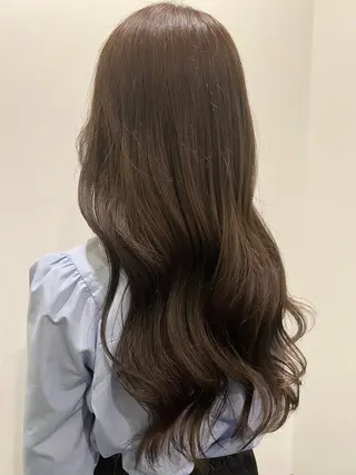 ロング カラー (𝐡)𝐰𝐢𝐦 𝐲𝐮𝐧𝐚のヘアスタイル
