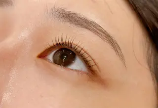 マツエク・マツパ en_by ku-to所属・en_ Nanamiのマツエク・マツパデザイン