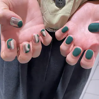 ネイル Trico Antique所属・岩本 杏のネイルデザイン