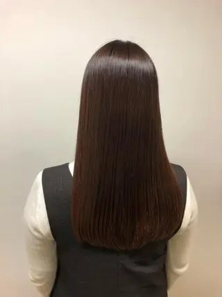 ロング クルール スタッフのヘアスタイル