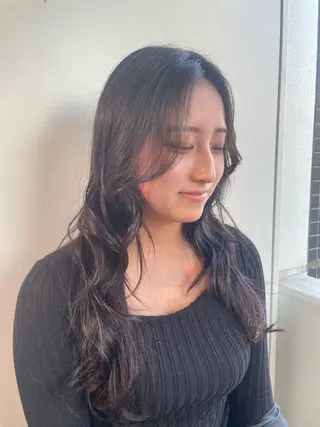ロング Toiro 横浜所属・🎀レイヤー/パーマ カラー/ai🎀のヘアスタイル