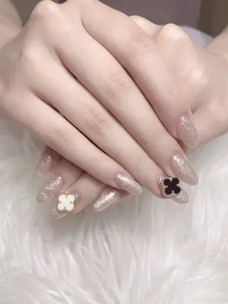 ネイル EmaNail+KIHAKUYA　東大阪瓢箪山店所属・♧♢ Marino♡︎♤のネイルデザイン