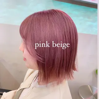 ミディアム カラー 岡野 静華のヘアスタイル