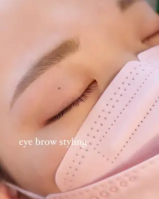 アイブロウ ViVRE 博多店のマツエク・マツパデザイン