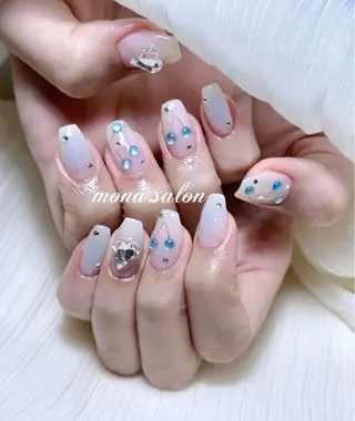 ネイル Mona【パラジェル ・長さ出し専門店】のネイルデザイン