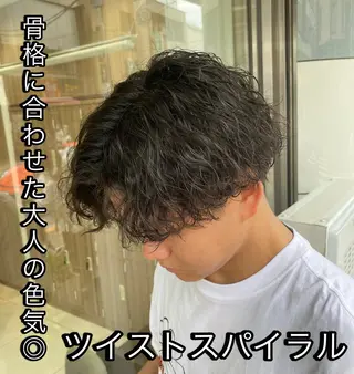 パーマ メンズ 【メンズパーマ✨️ フェザーパーマ】岩城のヘアスタイル