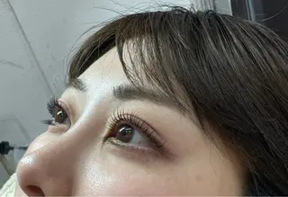 マツエク・マツパ Arana salon 上野店所属・白瀬 梓未のマツエク・マツパデザイン