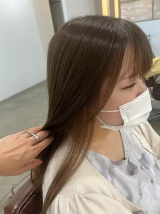 ロング カラー RAMEL所属・三島 有佳里のヘアスタイル