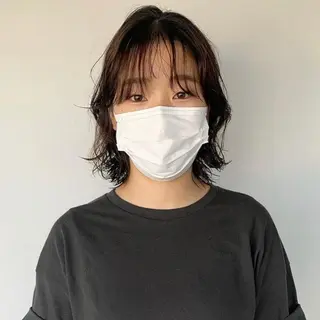 ミディアム 古沢 新のヘアスタイル