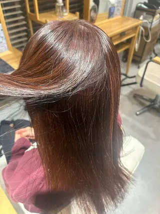 カラー 小林 睦季のヘアスタイル